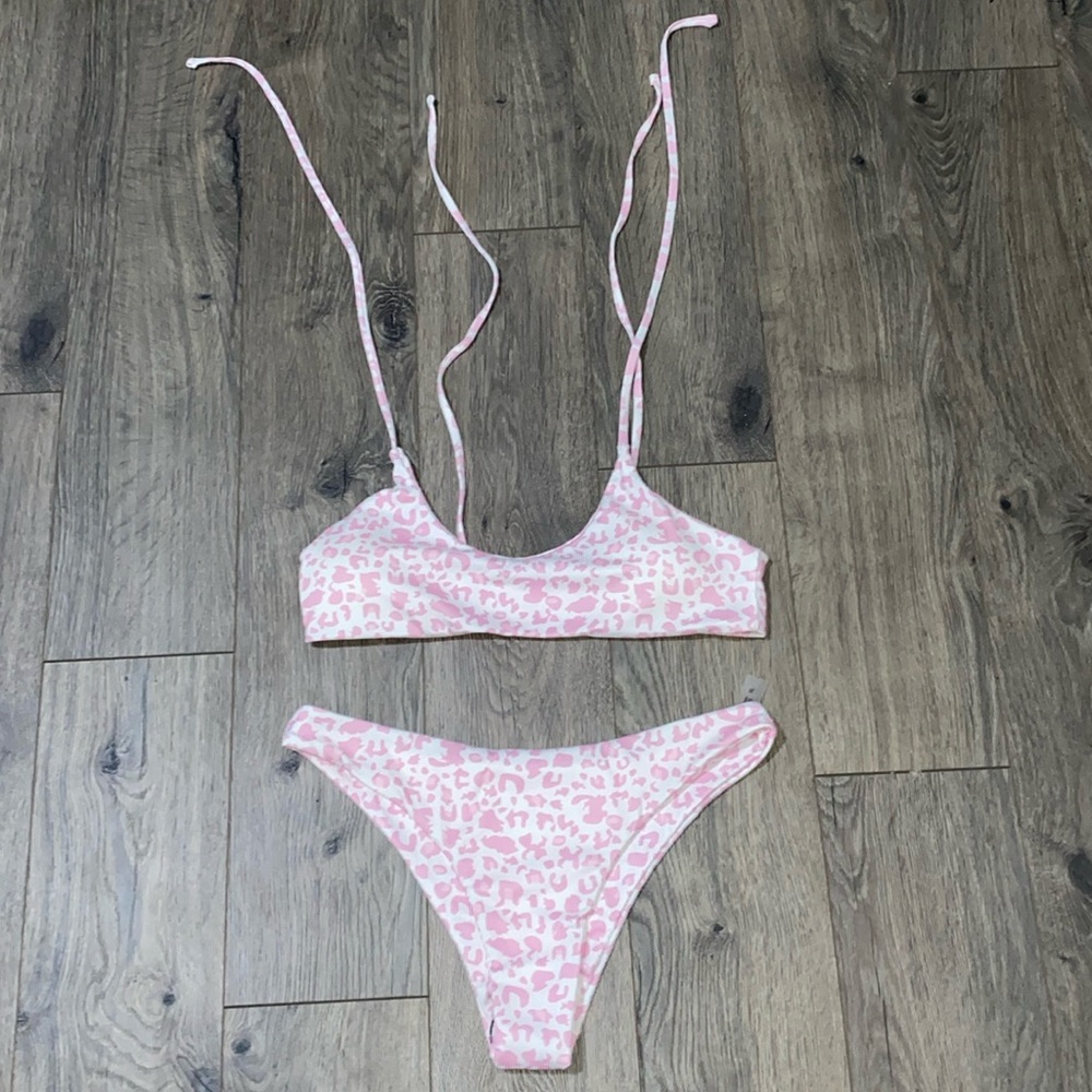NWT Pink cheetah print bikini